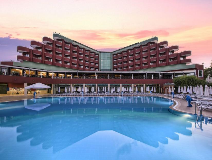 Delphin Deluxe Resort Otel